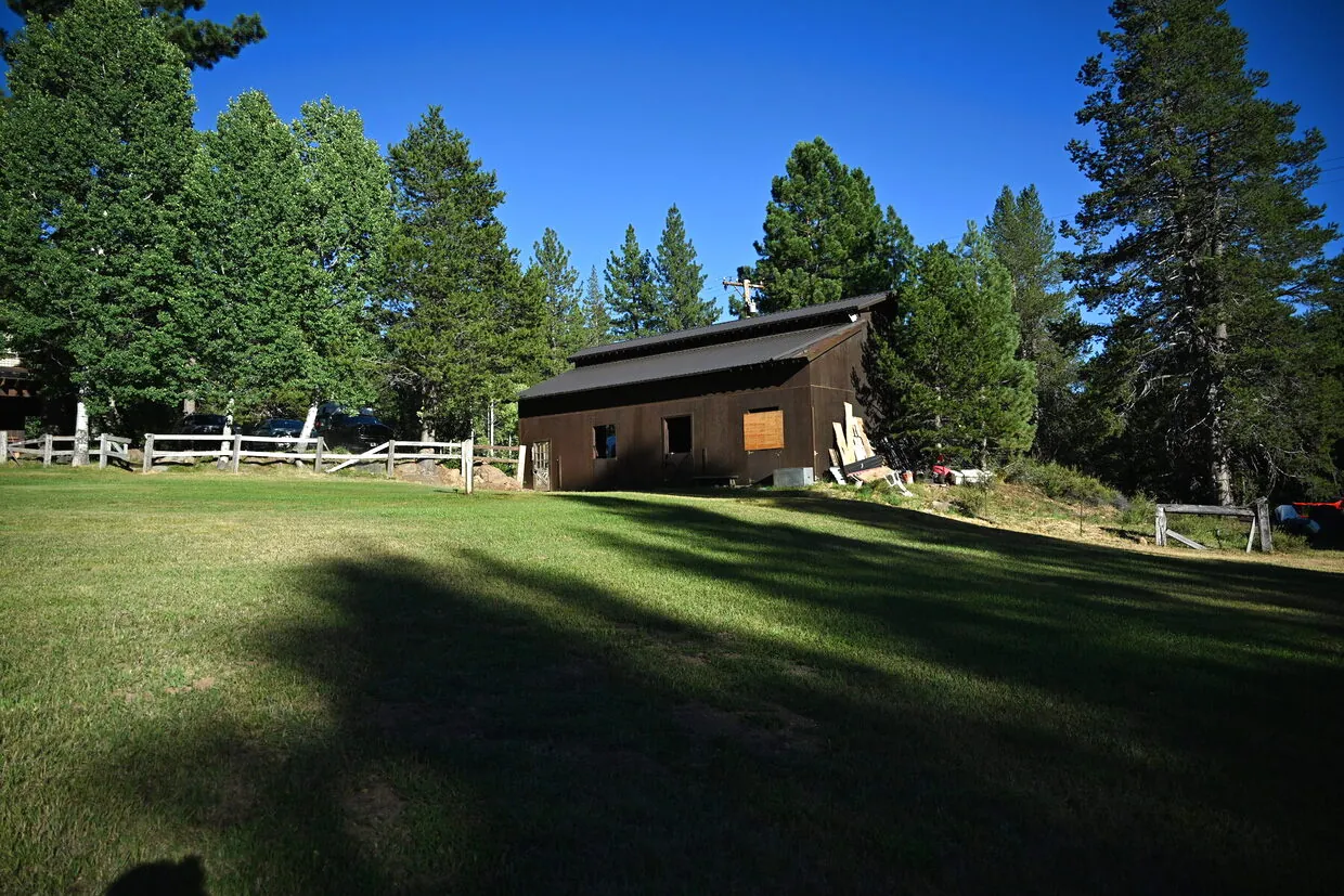 The barn and the lawn